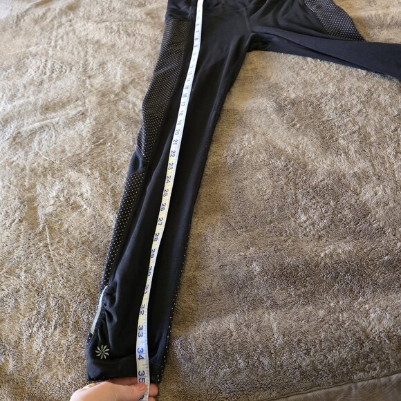 Athleta Dot Be Free Tight Leggings Women’s M Black Mesh Pocket Run Yoga 350178 - Picture 16 of 16